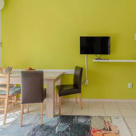 Sunny Apartment Valbandon Fažana Zewnętrze zdjęcie