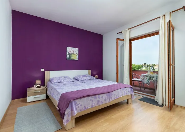 Sunny Apartment Valbandon
