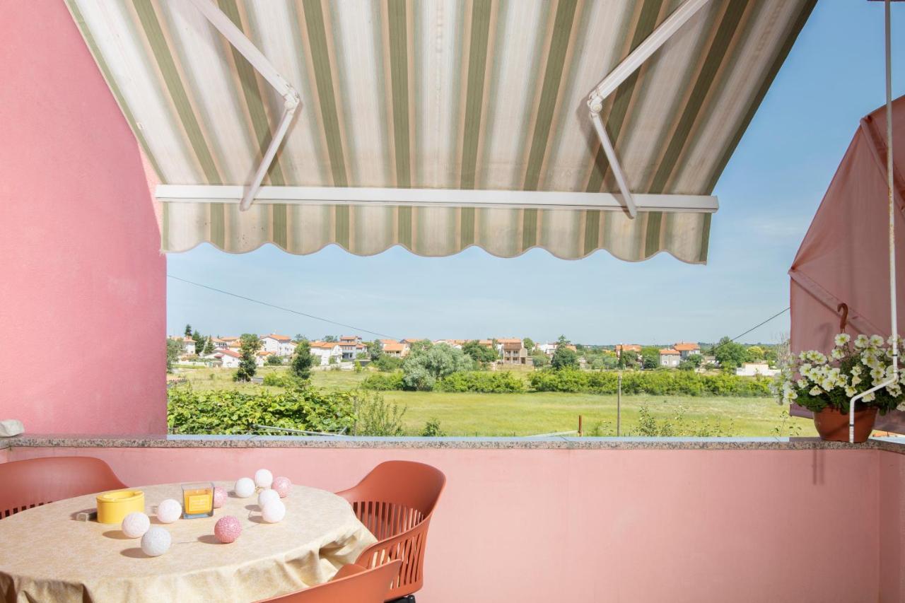 Apartment Sunny Valbandon